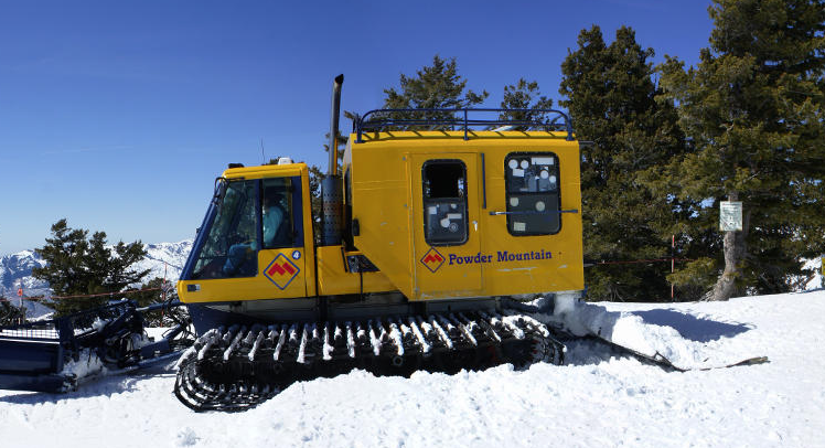 Snow cat